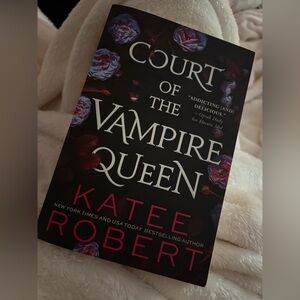 Court of the Vampire Queen Book